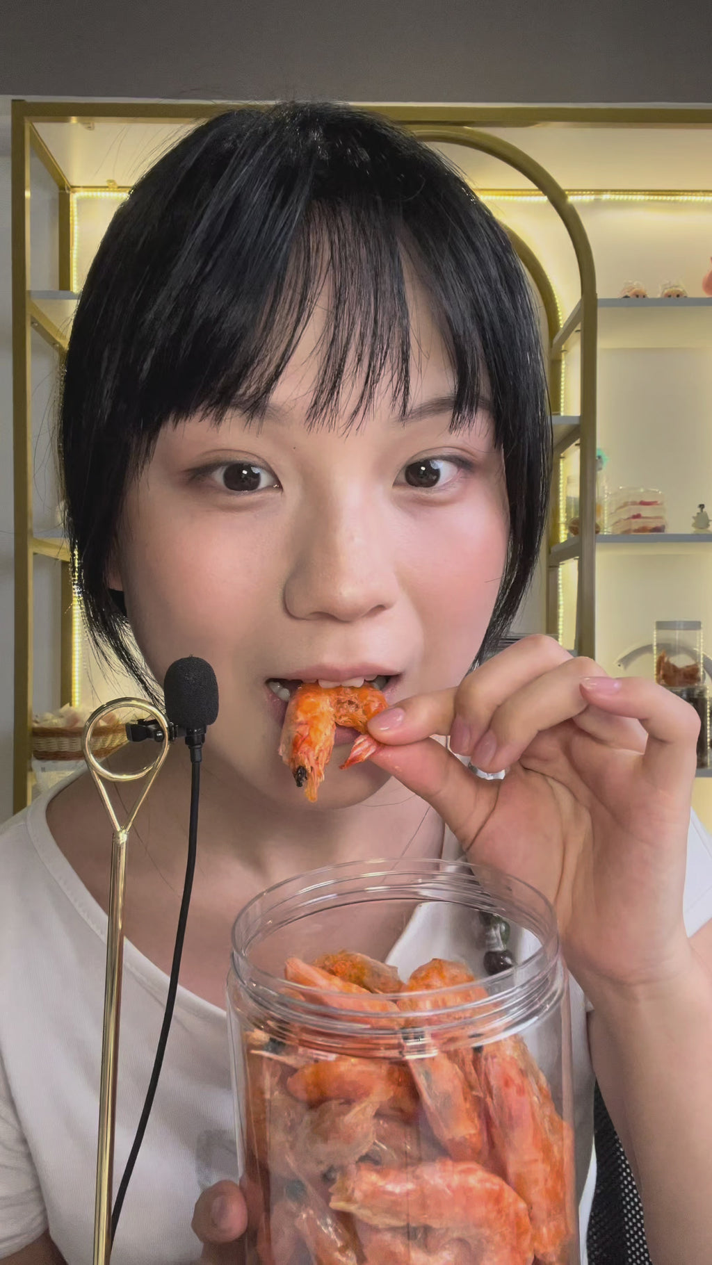Halfoma Crispy Dried Whiteleg Shrimp Snack, Whole Shrimp, 5.64 oz (160 g)